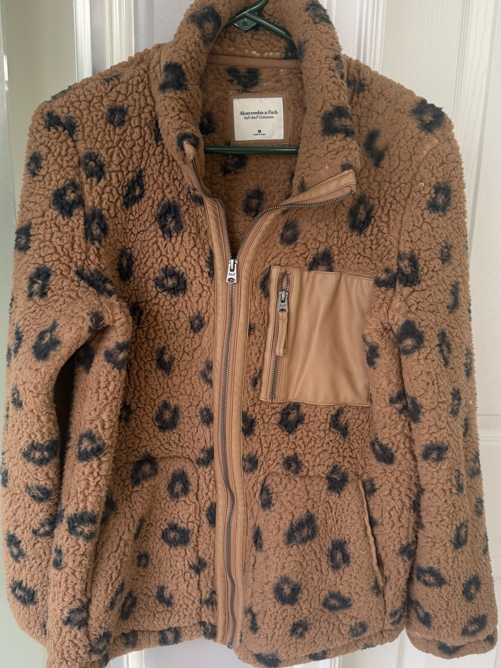 Abercrombie & Fitch women’s Brown Sherpa Puffer with Black Leopard Spots